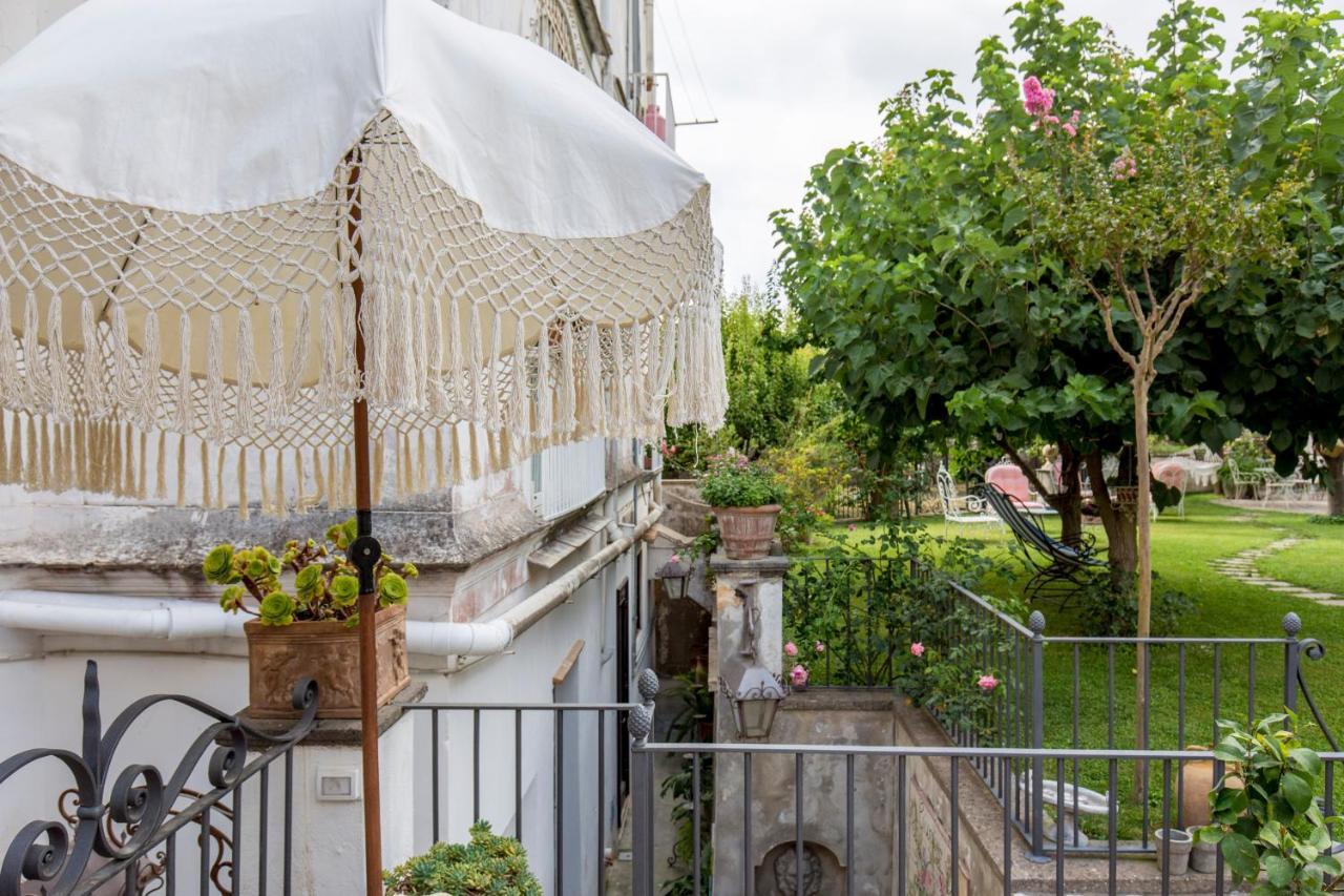 Готель Palazzo Cacace Relais Мета Екстер'єр фото